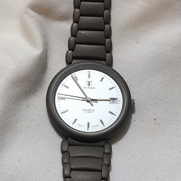 Men's Vintage Titan MTS 3ATM German Quartz Wrist Watch - Picture 12 of 12